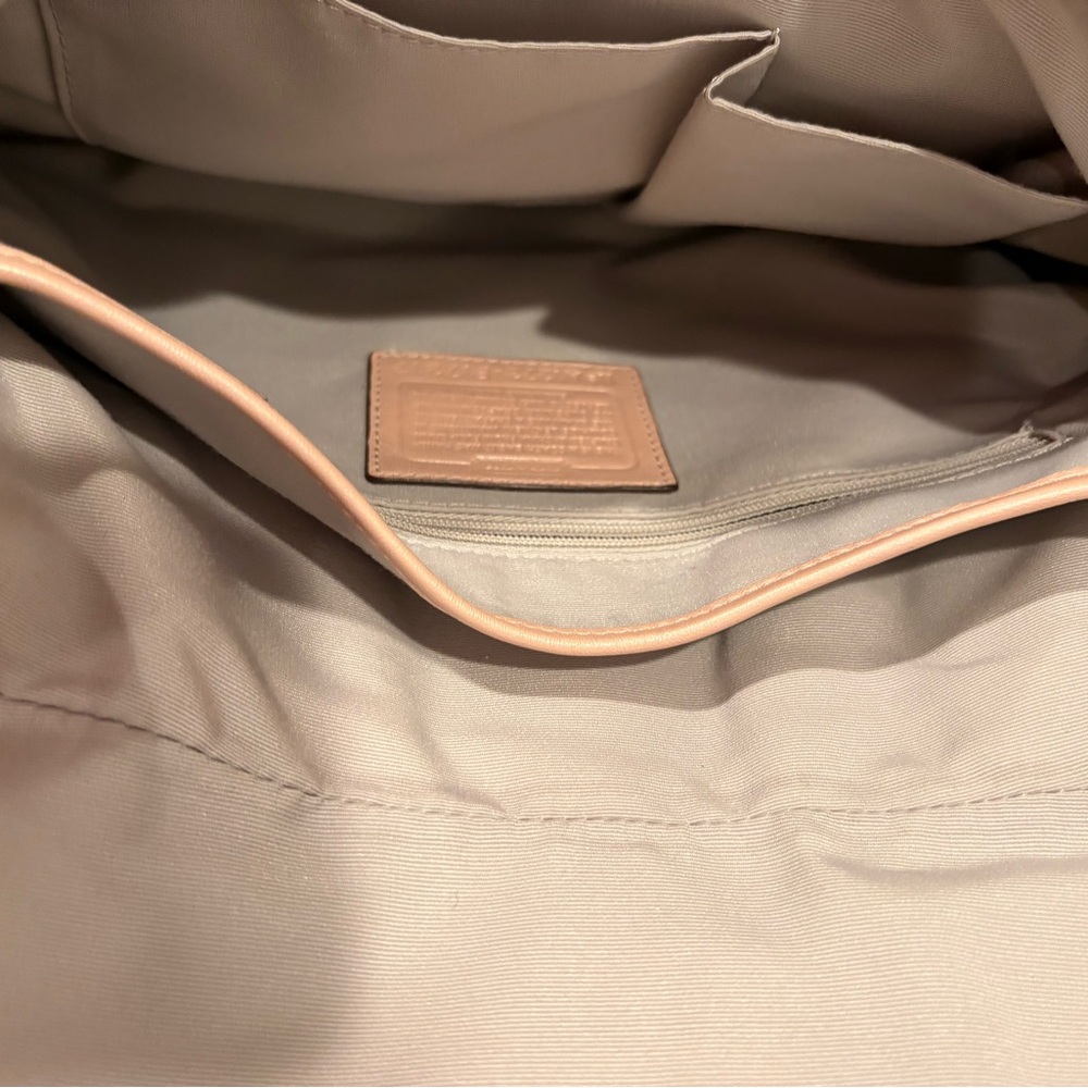 pink coach soho shoulder bag - Picture 3 of 9